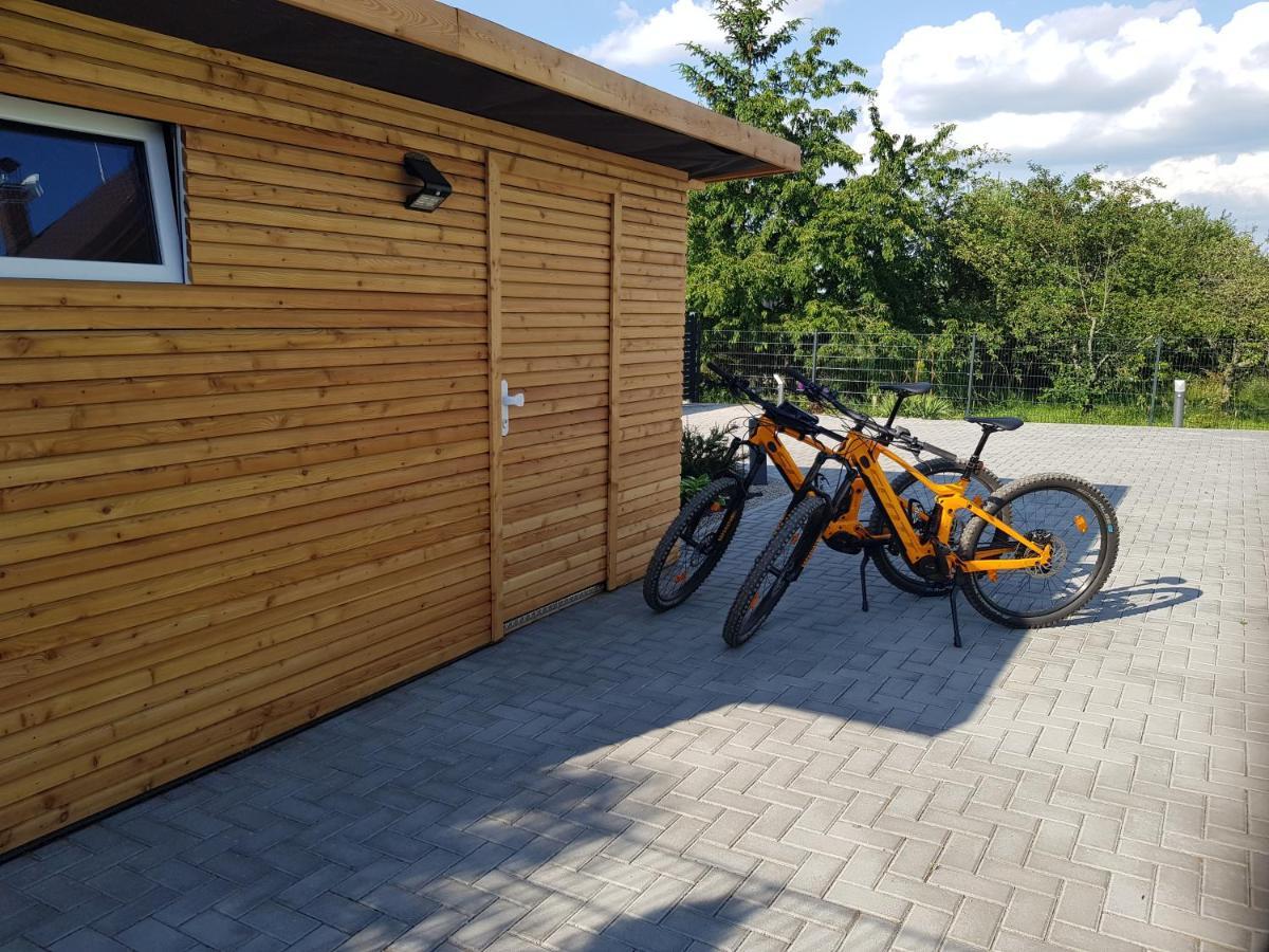 Holiday Home Znojmo W/ Wellness & Wine Kültér fotó